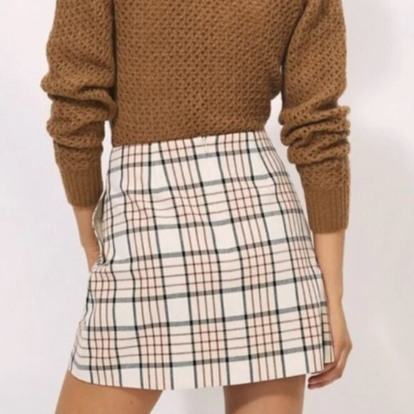 Aritzia Wilfred Renee Plaid Mini Skirt - Picture 2 of 9